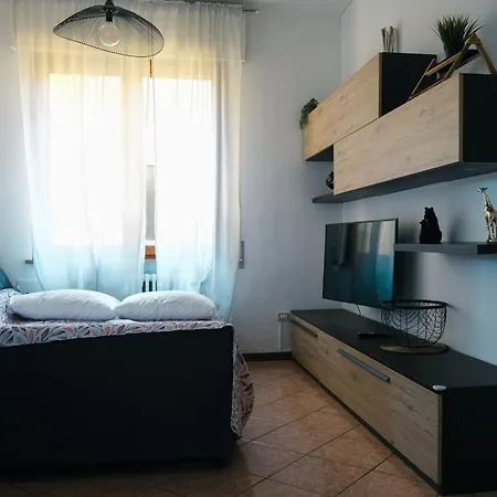 Castelvecchio Center アパート *