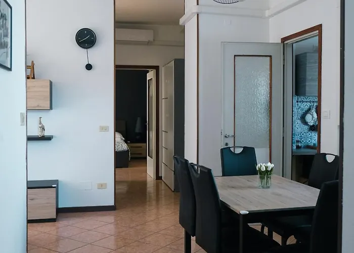 شقة Castelvecchio Center